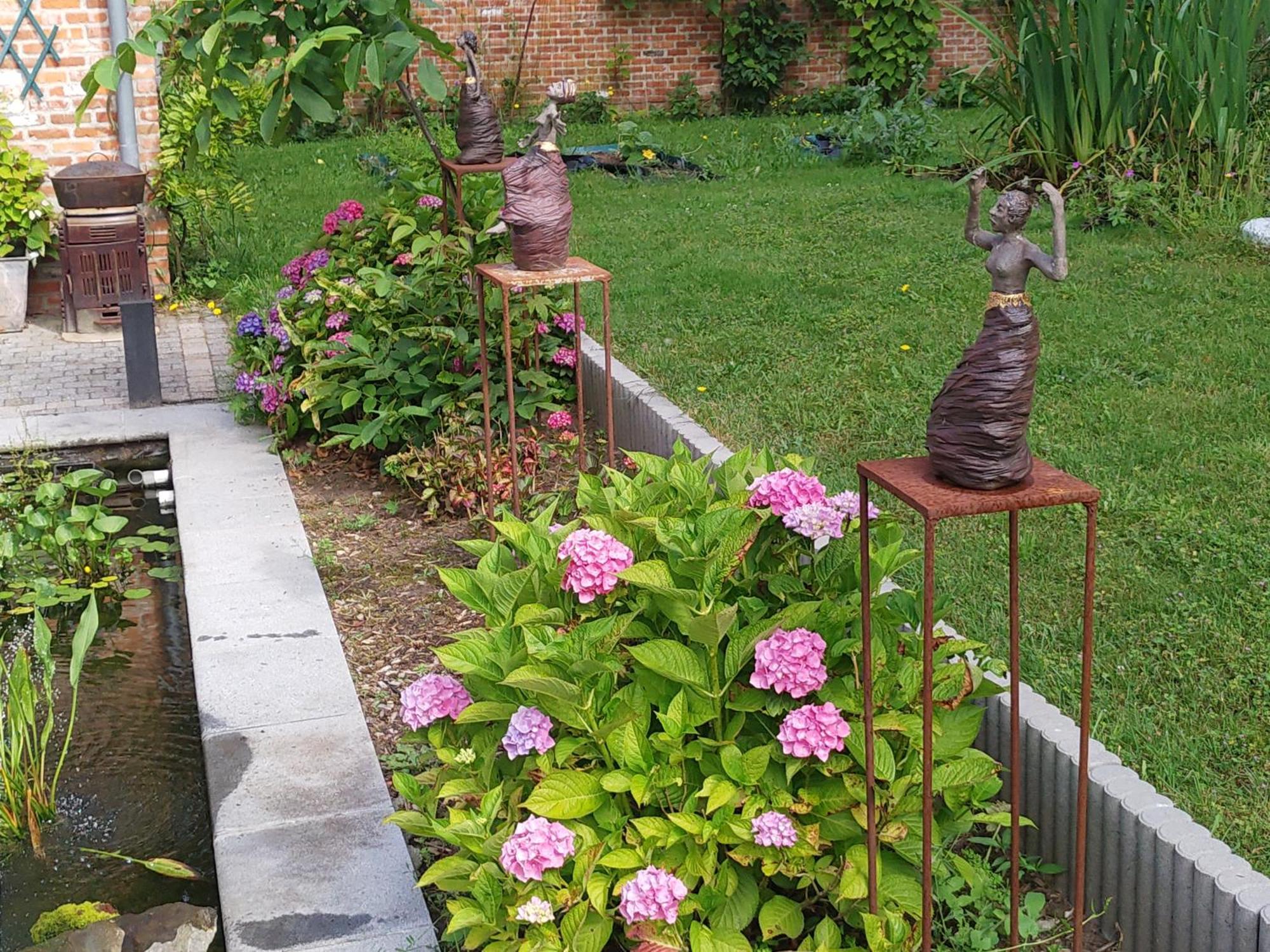 The Two Oaks - Private Garden For Guests Villa Hertsberge Bagian luar foto